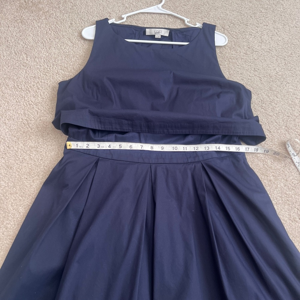 LOFT Dress Women's Size 14 Sleeveless Navy Blue Pleated Career Casual - Picture 11 of 15